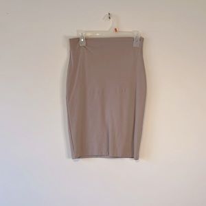 Beige pencil Skirt Windsor